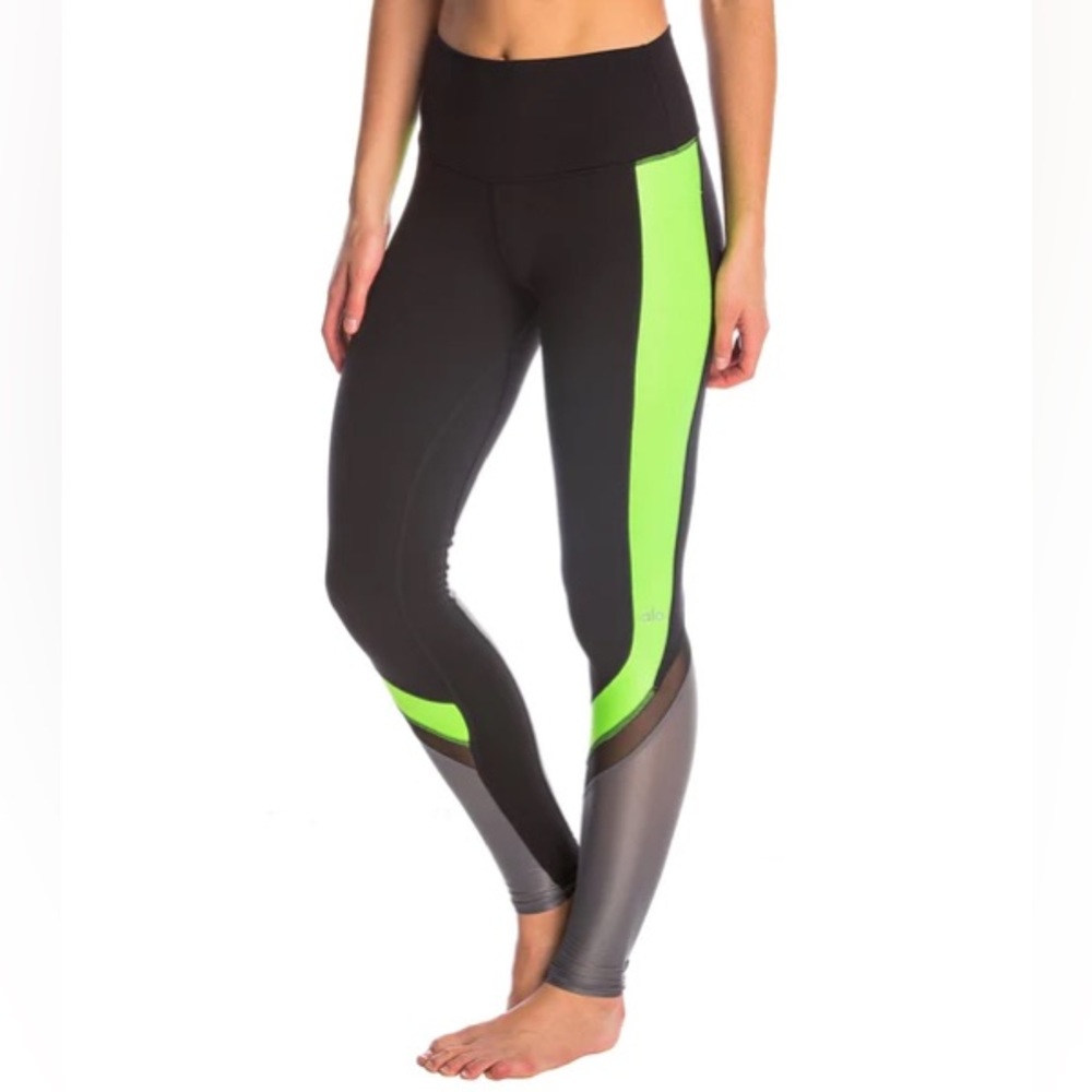 ALO Yoga‎ Elevate Leggings